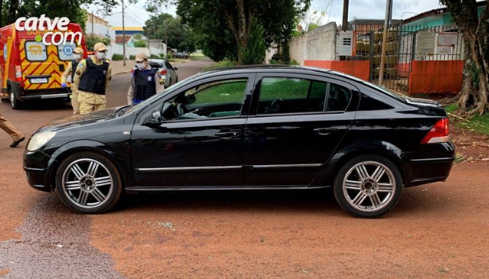 Homem é baleado dentro de carro em Cascavel